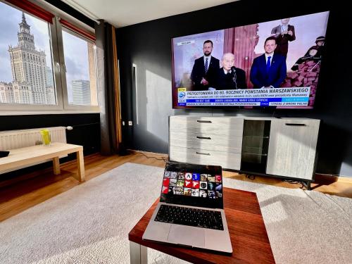 VIEW 3 fast WiFi 1Gbs 85'TV AmazonTV HBO Disney+, Warsaw