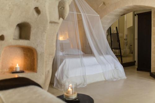 Double Room with Patio - Cave