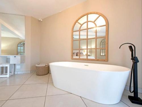 Kelly's Beachfront Apartments in Port Alfred
