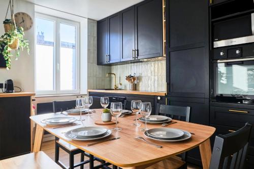 Two bedroom house with courtyard, quiet in Saint-Andre-lez-Lille
