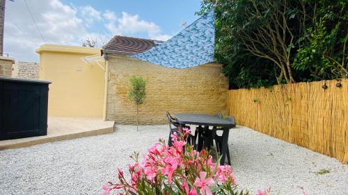 Dārzs, La casita, entre mer et campagne in Langrune-Sur-Mer