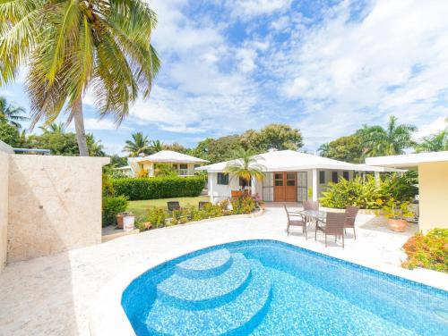 Casati Family House, Great Pool Garden