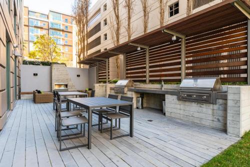 South Beach 1br w pool gym lounge nr dining SFO-1405 South Beach 1br w pool gym lounge nr dining SFO-1405