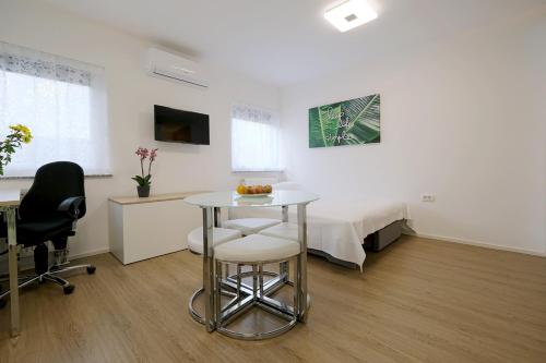 Ljubljana city studio Apartment Joy Tour As with free parking