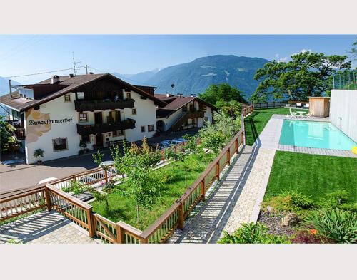 Residence Innerfarmerhof - Accommodation - Tirolo