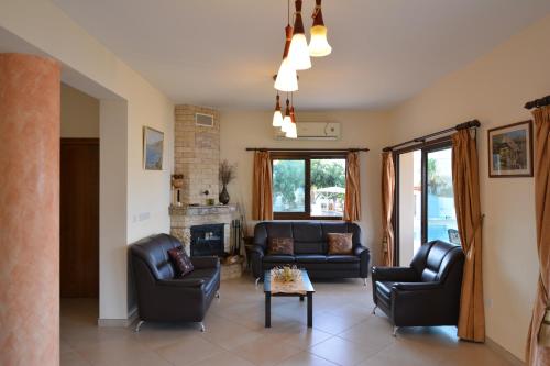 共用Lounge/電視區, Kalli Villa in 波莫斯