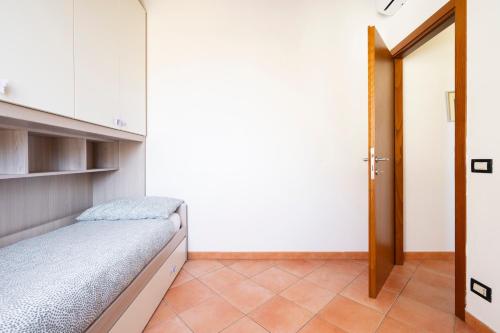 Faenza 91 Apartament - image 12
