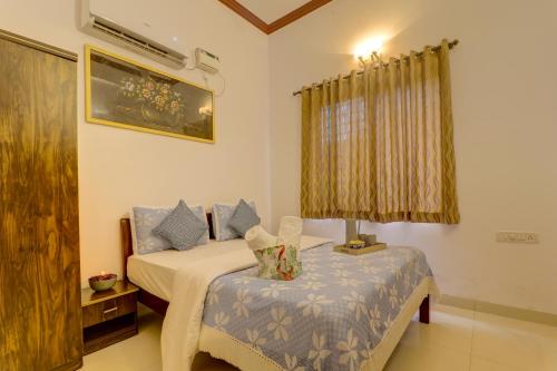 JAQK Holidays - 9BHK Villa for Big Groups, Private Pool-WiFi-Cartaker-Parking, North Goa