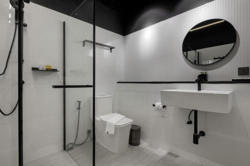 Superior Double Room with City View image 6