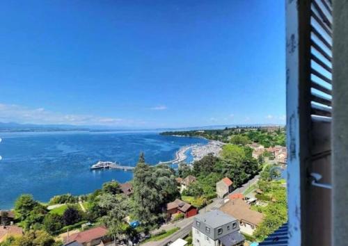 Appartement avec vue 180 sur le Lac Léman - Location saisonnière - Thonon-les-Bains