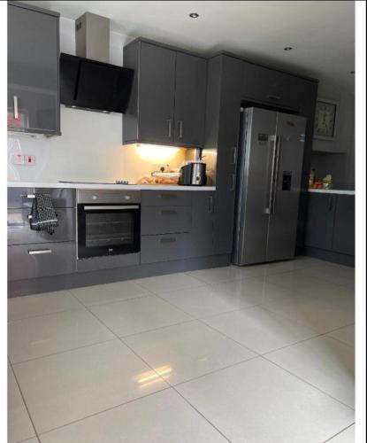 Konyha, Macs Belfast Single bedroom in Sydenham