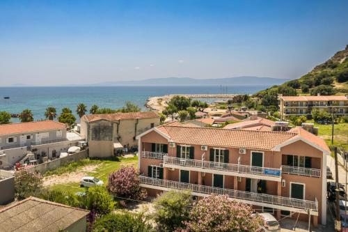 Rosilion Studios & Apartments 2