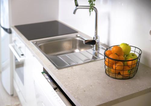 New 3-Bed Apartment & Free Garage parking in Vantaa