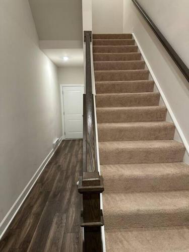 Luxury Condo in Woodbridge, USA