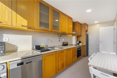 ห้องครัว, WHome Peaceful Algés Family Home away from City Noise (WHome Peaceful Alges Family Home away from City Noise) in อัลเกส