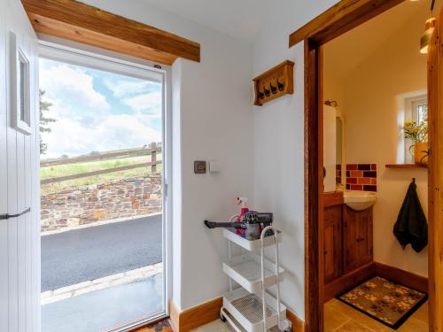 2 Bed in Bishops Tawton 79393