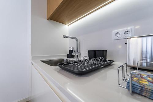 Nomad's Lux - 1BDR The Silent Nest in Bonfim, Porto (photo 6)