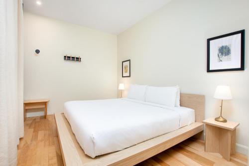 Apartment image 2