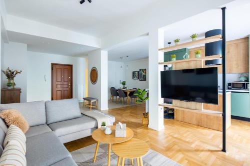 Mystique 2-Bedroom Apartment in Athens, Atenas
