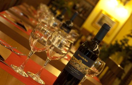 Hotel Ristorante Tre Leoni - image 10