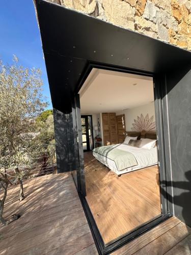 LA BASTIDE DES CULS-ROUSSET, Marsiglia (foto 6)