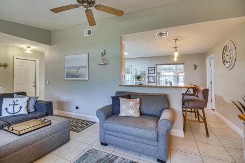 Lovely Merritt Island Home with Kayak and Fire Pit! Lovely Merritt Island Home with Kayak and Fire Pit!