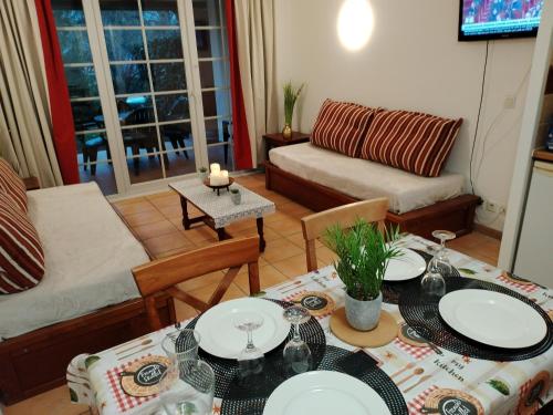 Appartement de l'Arradoy 4 personnes - Location saisonnière - Uhart-Cize