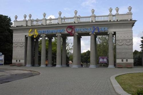 Victory Square Frunze 9