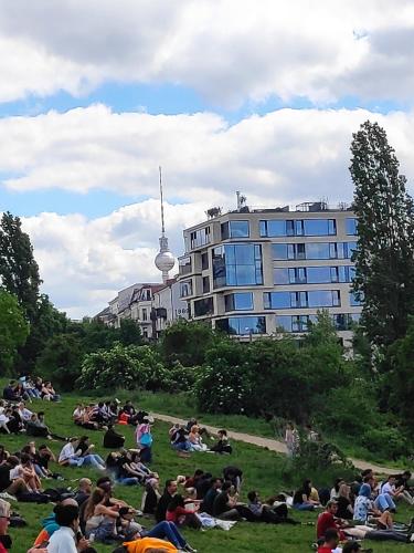 Attractions, Mini-Apartment ruhig und verkehrsgunstig in Berlin in Tempelhof