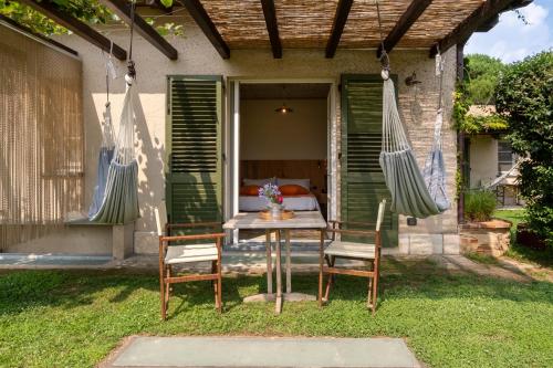 2 bedrooms, 3 beds