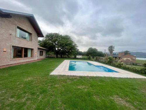 Peldbaseins, CASA VILLA LAGO AZUL CARLOS PAZ in Villa Lago Azul