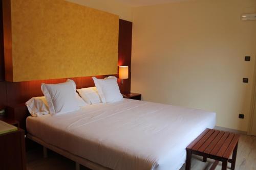 Economy Double Room Hotel Can Xiquet 6