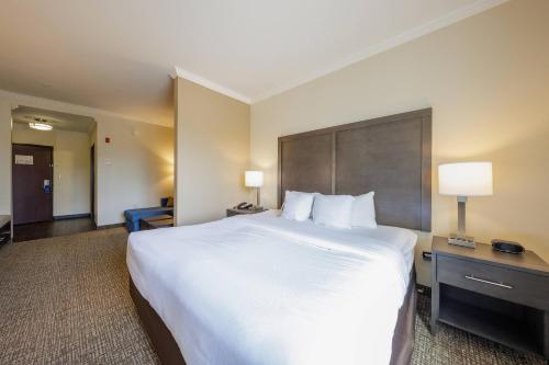 Comfort Suites Lawton Near Fort Sill in Lawton, USA