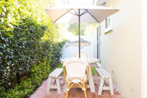 Live the Beach Life in a Quaint Shell Cottage in Del Mar, USA