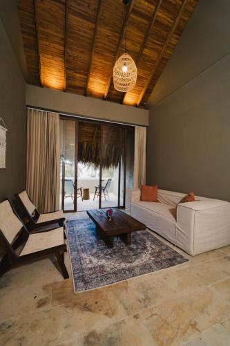 Naio Hotel y Villas By OxoHotel