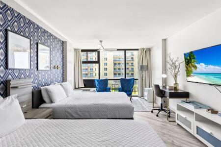 The Atlantic by Brightwild-Ocean Views, Pool Bar