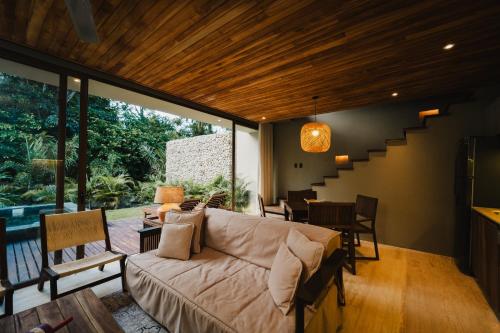 Naio Hotel y Villas By OxoHotel