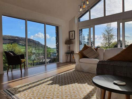 Spacious detached house with stunning views in Preston Patrick