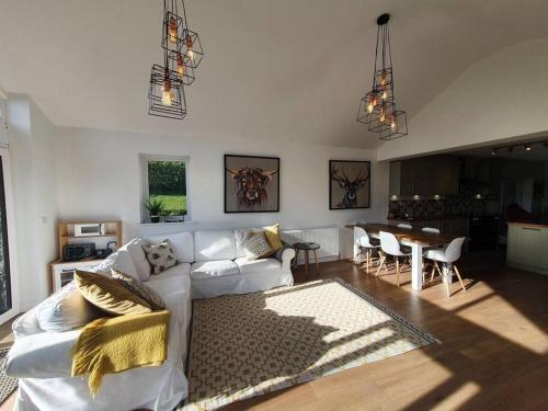 Spacious detached house with stunning views in Preston Patrick