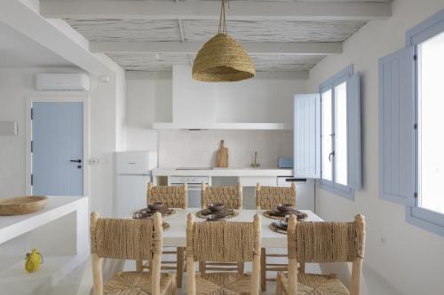 Luxury Houses La Mar de Bonita
