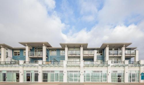 Steveston Waterfront Hotel in Richmond, Canada
