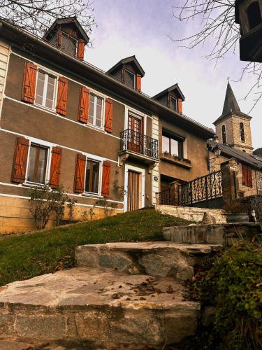 ''Mon Chez Moi'' in 其他地區