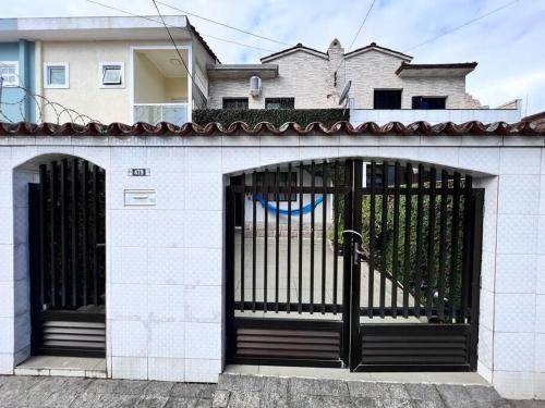 Casa Sobrado em São Vicente