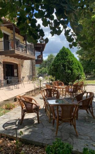 Allotino Hotel - Café & snacks (Allotino Hotel - Cafe & snacks) in ลักคาเดีย (อาร์คัดเดีย)