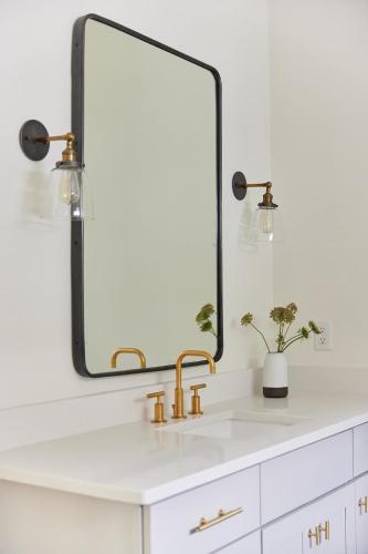 The Wendell - Designer Charm Min From Hot Spots