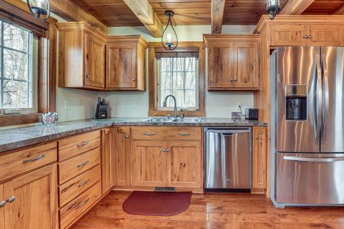 Happy Haven Hill Cabin with Patio and Fire Pit!