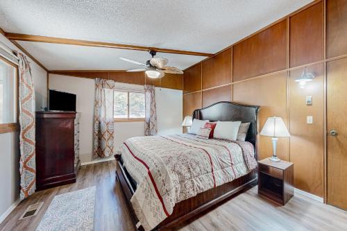 The Lost Bridge Lakehouse The Lost Bridge Lakehouse