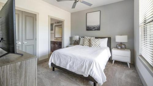 Landing Modern Apartment with Amazing Amenities ID3573X90 in Birmingham, USA
