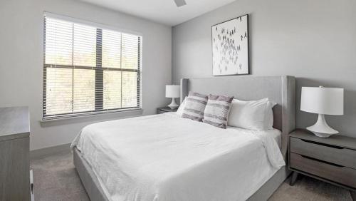 Landing Modern Apartment with Amazing Amenities ID3573X90 in Birmingham, USA