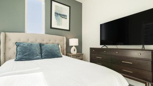 Landing Modern Apartment with Amazing Amenities ID2666X05 in Fort Lauderdale, USA
